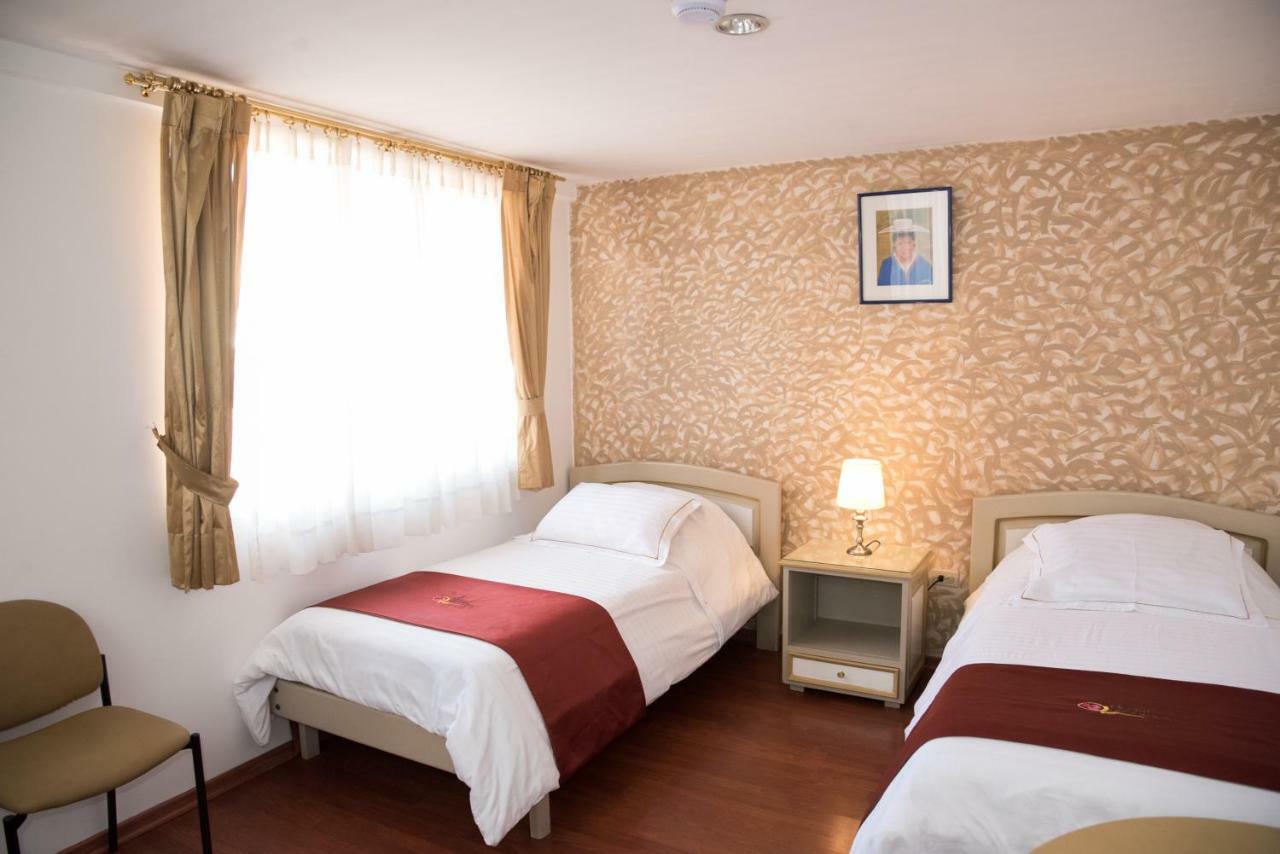 Hotel La Orquidea Cuenca Exterior photo